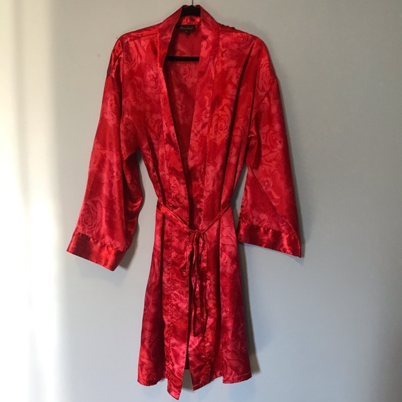 bed of roses Other - Bed Of Roses Floral Pink Robe